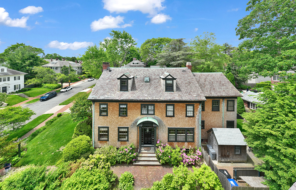 Greene of Compass arranges sale of two East Side properties for $3.97 million